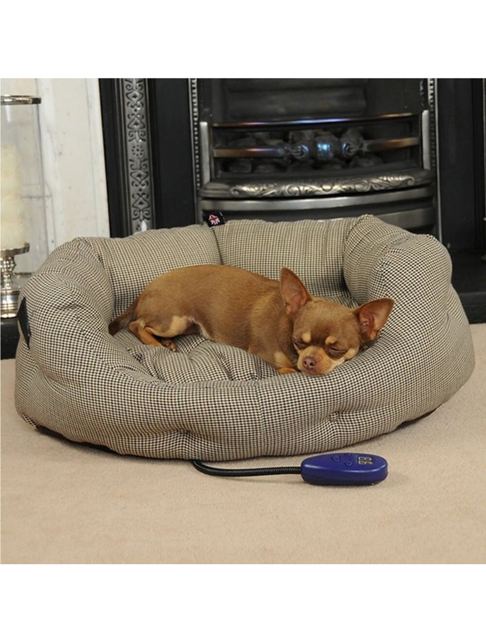 Pressure activated heated dog bed 2025